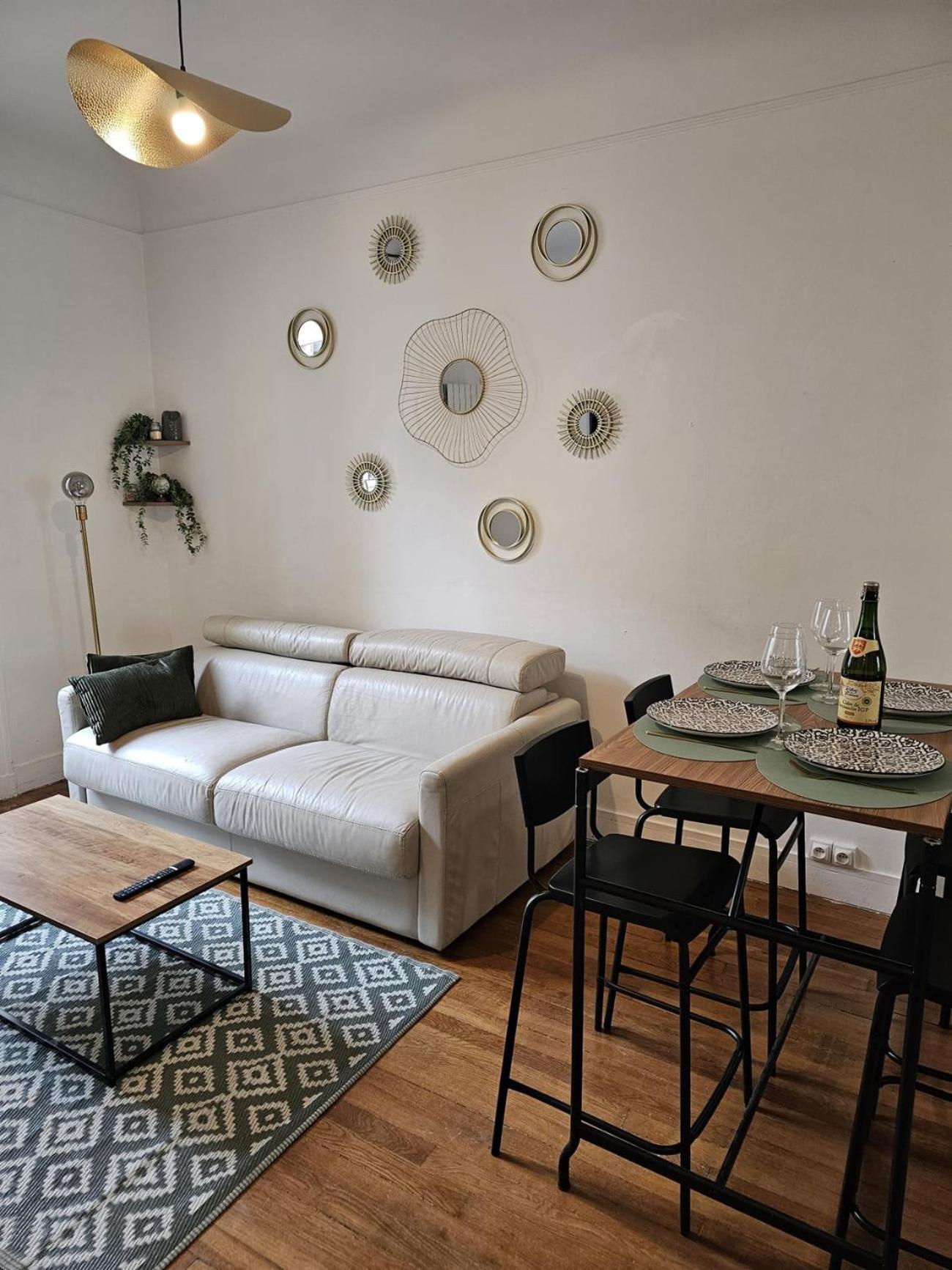 Beautiful 1 Bedroom Flat In Paris 17Th Ngoại thất bức ảnh